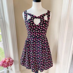 ModCloth Minuet Rose Print Floral Dress with Heart Cutout Size Medium